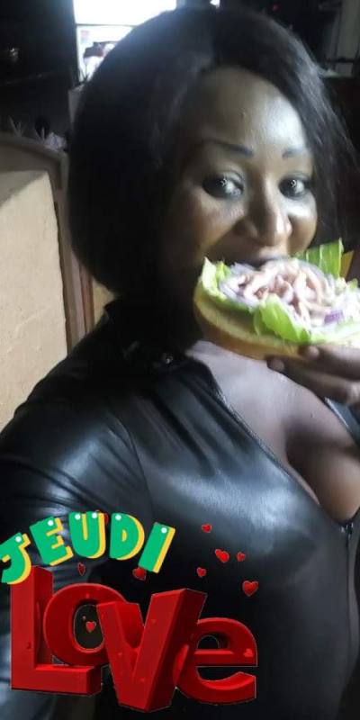 Mimi 38 ans Yaoundé  Cameroun