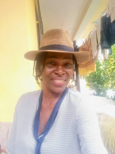 Martine  55 ans Estuaire Gabon