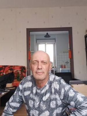 Fabian 58 ans Châteauroux  France