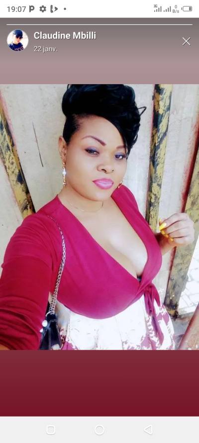 Claudine 33 years Yaounde Cameroun