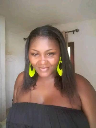 Marseline 36 years Douala  Cameroon