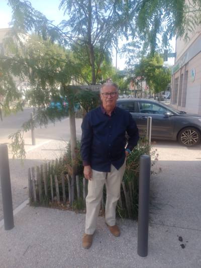 Alain 70 ans Marseille France