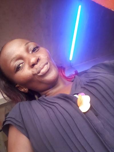 Carole 38 ans Littoral Cameroun