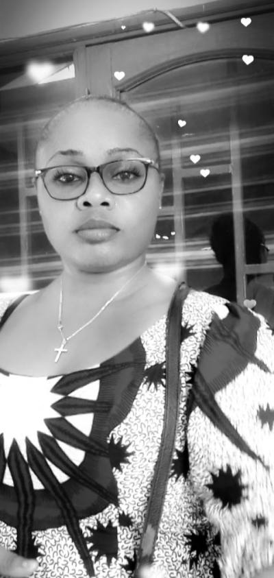 Lydie 41 years Abidjan  Côte d'Ivoire