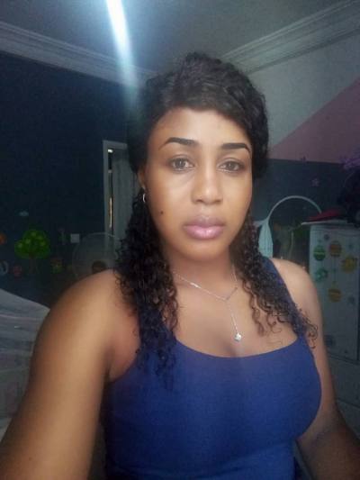 Jenny 33 ans Abidjan  Côte d'Ivoire