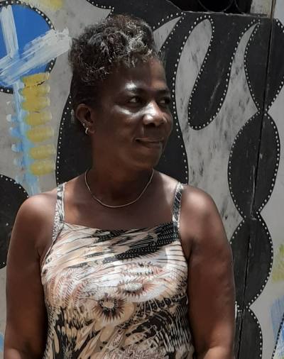 Chantal  52 Jahre Saly Portudal  Senegal