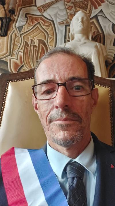 Christophe 59 ans Montdidier France