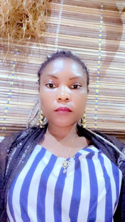 Tatiana 34 years Douala  Cameroon