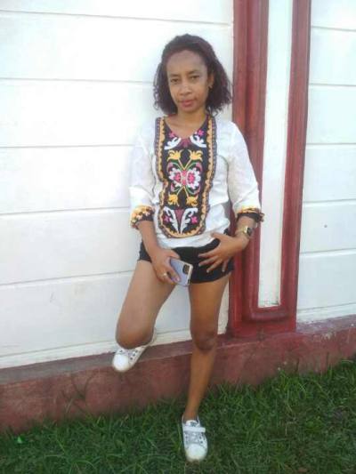 Bemaheva 37 ans Tamatave Madagascar