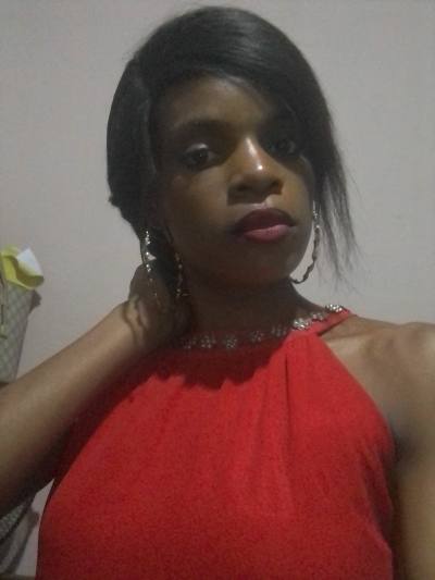 Manuela 31 Jahre Centre Yaoundé Kamerun