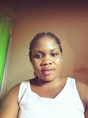 Anastasie 30 ans Yaoundé Cameroun