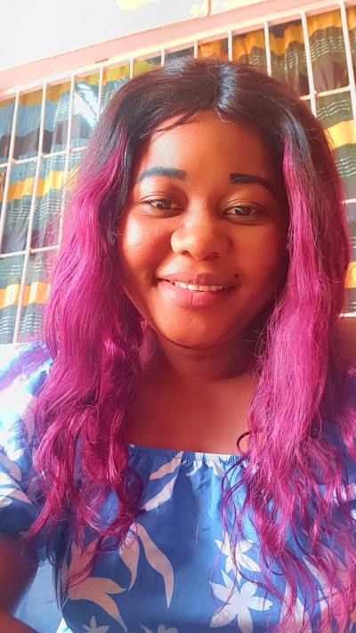 Vanessa 28 years Yaoundé  Cameroon