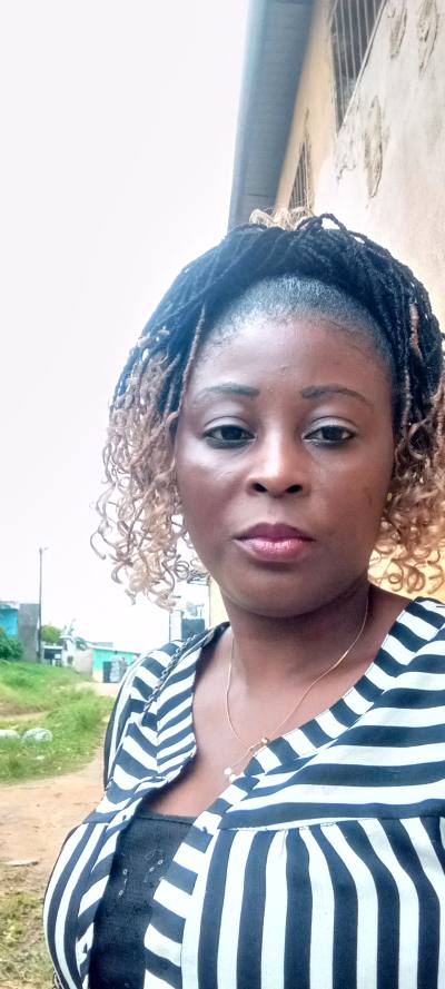 Josiane 38 Jahre Douala  Cameroun