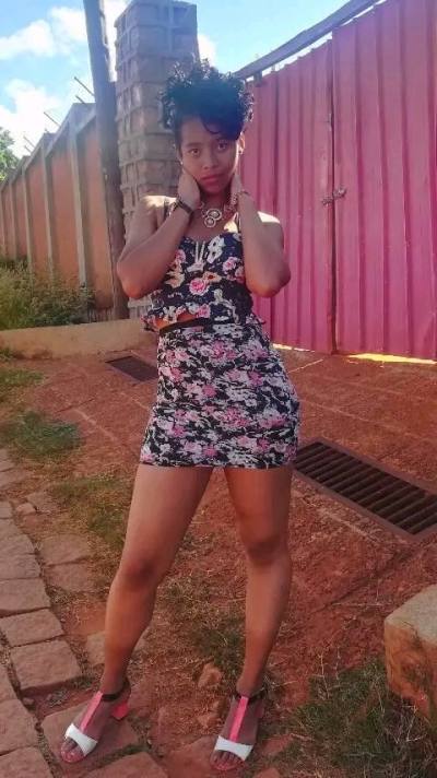 Marie 34 ans Antananarivo  Madagascar