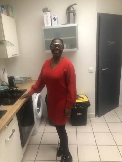 Lucie 53 ans Mouvaux France