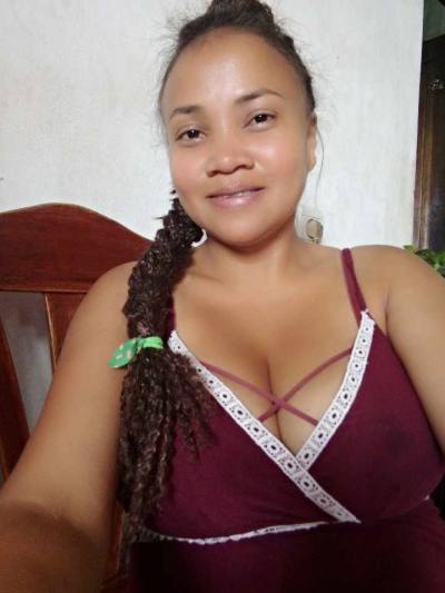 Sarah 37 Jahre Toamasina Madagaskar