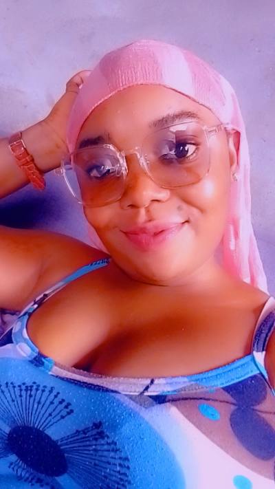 Kimora 31 ans Libreville  Gabon