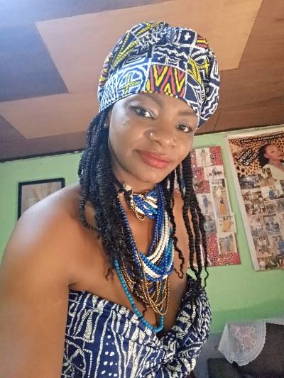 Marieange 33 ans Douala 3e Cameroun