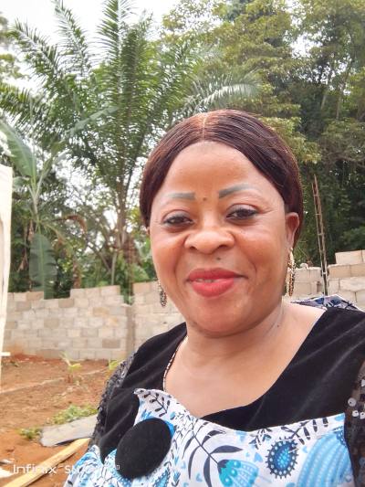 Nathalie 41 Jahre Yaoundé  Cameroun