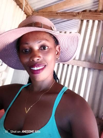 Asmine 32 ans Célibataire  Madagascar