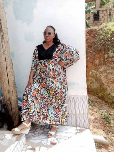 Jeannette 48 ans Yaoundé Cameroun