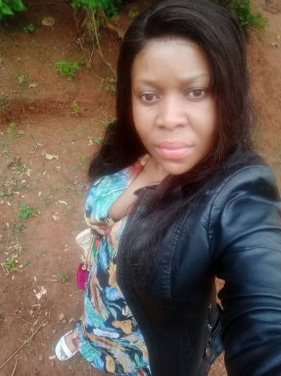 Nathalie 34 ans Yaounde Cameroun