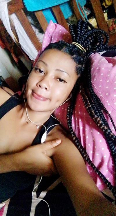 Anita 28 ans Diego Suarez  Madagascar