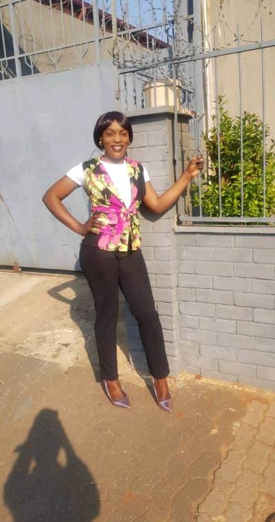 Nathalie 39 ans Lubumbashi Congo