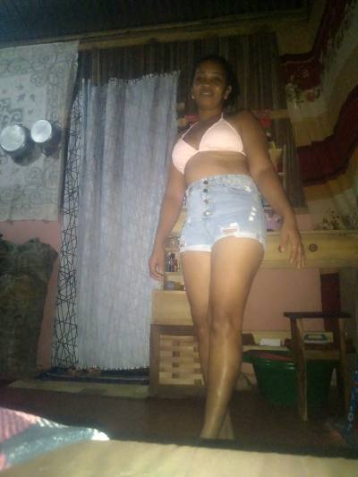 Chabrina 31 ans Antalaha Madagascar