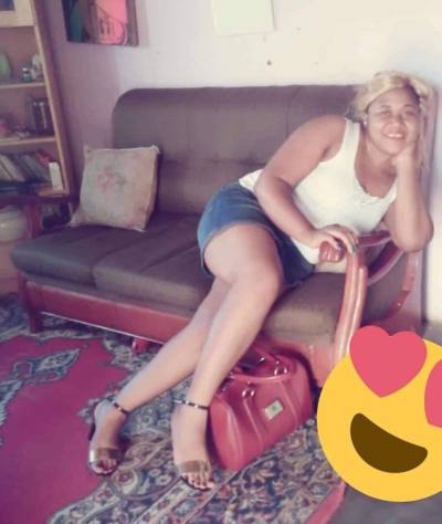 Angeline 32 Jahre Yaoundé5 Kamerun