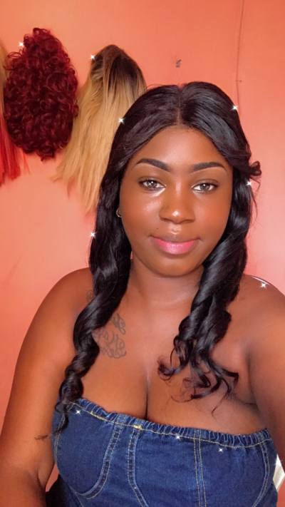 Mona 28 ans Libreville  Gabon