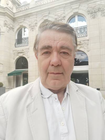 Thierry 64 Jahre Paris  Frankreich