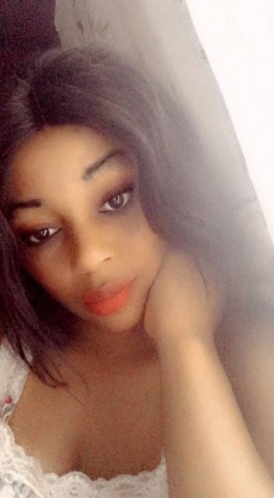 Tania 26 ans Centre Cameroun