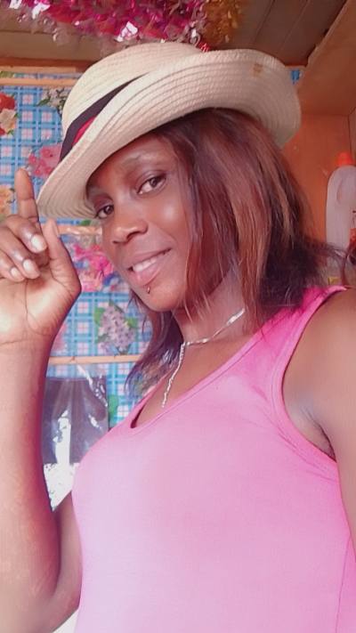 Marie 42 ans Yaoundé Cameroun