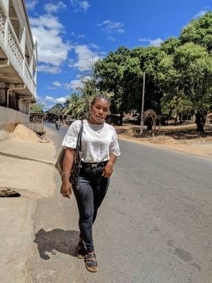 Maximienne 23 ans Majunga  Madagascar