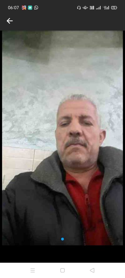 Ahmed  58 ans Medenine  Tunisie