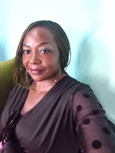 Nicole 51 ans Yaounde Cameroun