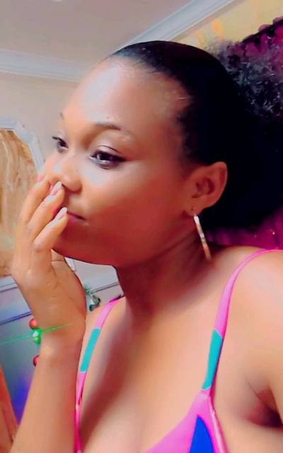 Samantha 24 ans Christianisme  Cameroun