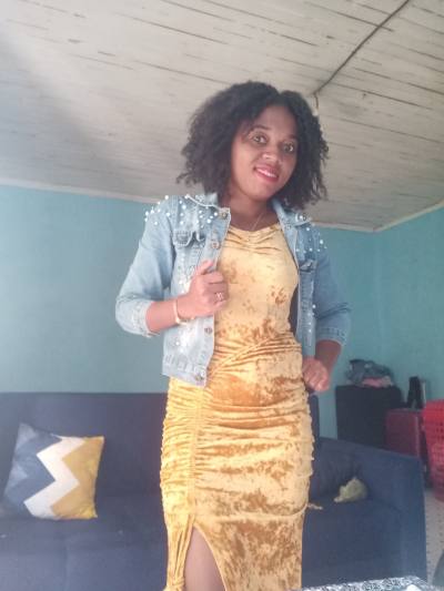 Minah 27 ans Sambava Madagascar