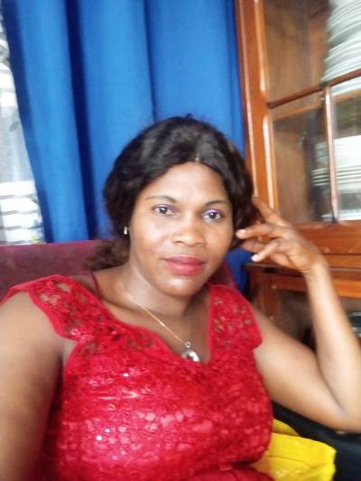 Sandrine 36 ans Yaoundé Cameroun