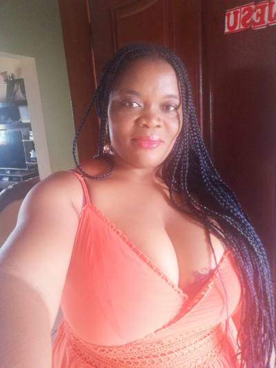 Manuela 37 ans Yaoundé  Cameroun