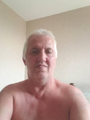 Olivier 51 ans Monbard  France