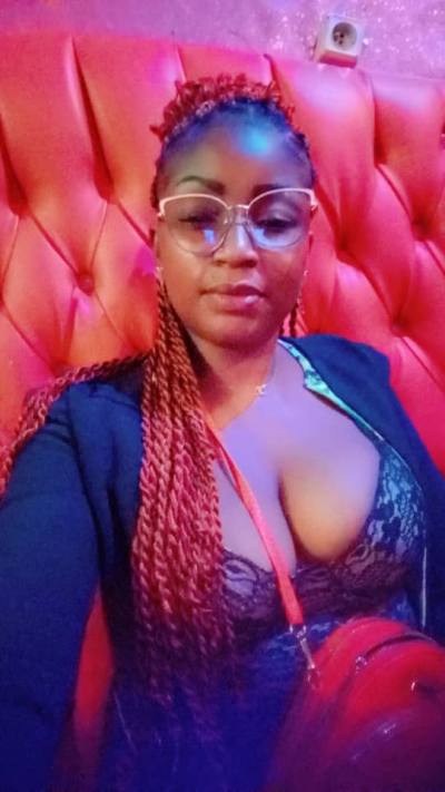 Larissa 34 ans Yaounde Cameroun