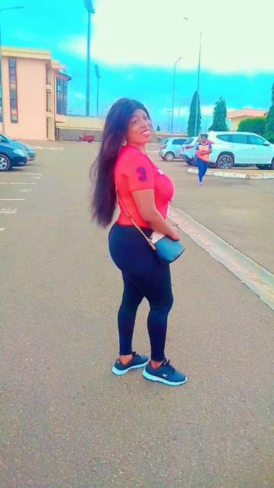 Christine 35 ans Centre Cameroun