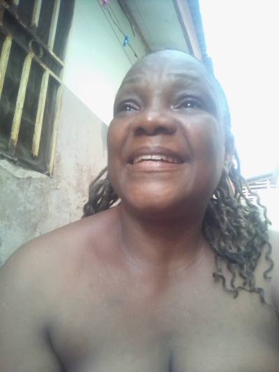 Ange marie 46 ans Yaounde 1 Cameroun