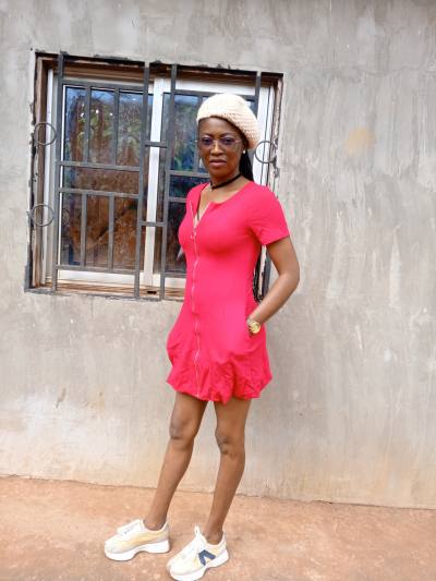 Marie 32 Jahre Soa Cameroun