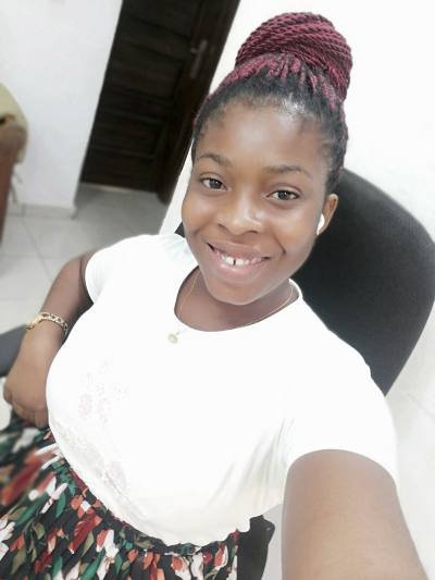 Peggy 23 ans Abidjan  Côte d'Ivoire