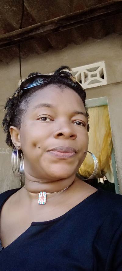 Rencontre Femme, Queen, 43 Ans, Togo, 160cm Et 77kg