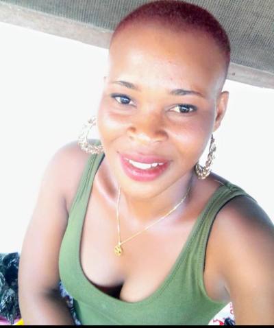 Eninam 37 ans Lomé  Togo