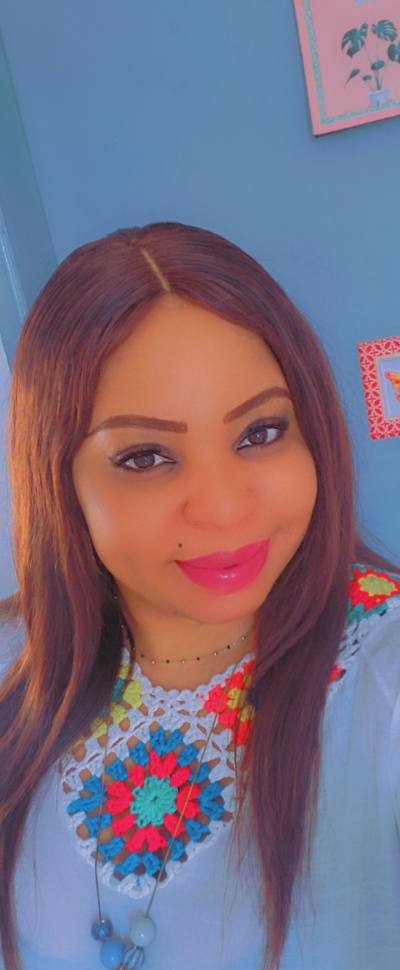 Princesse  37 Jahre Yaoundé Cameroun